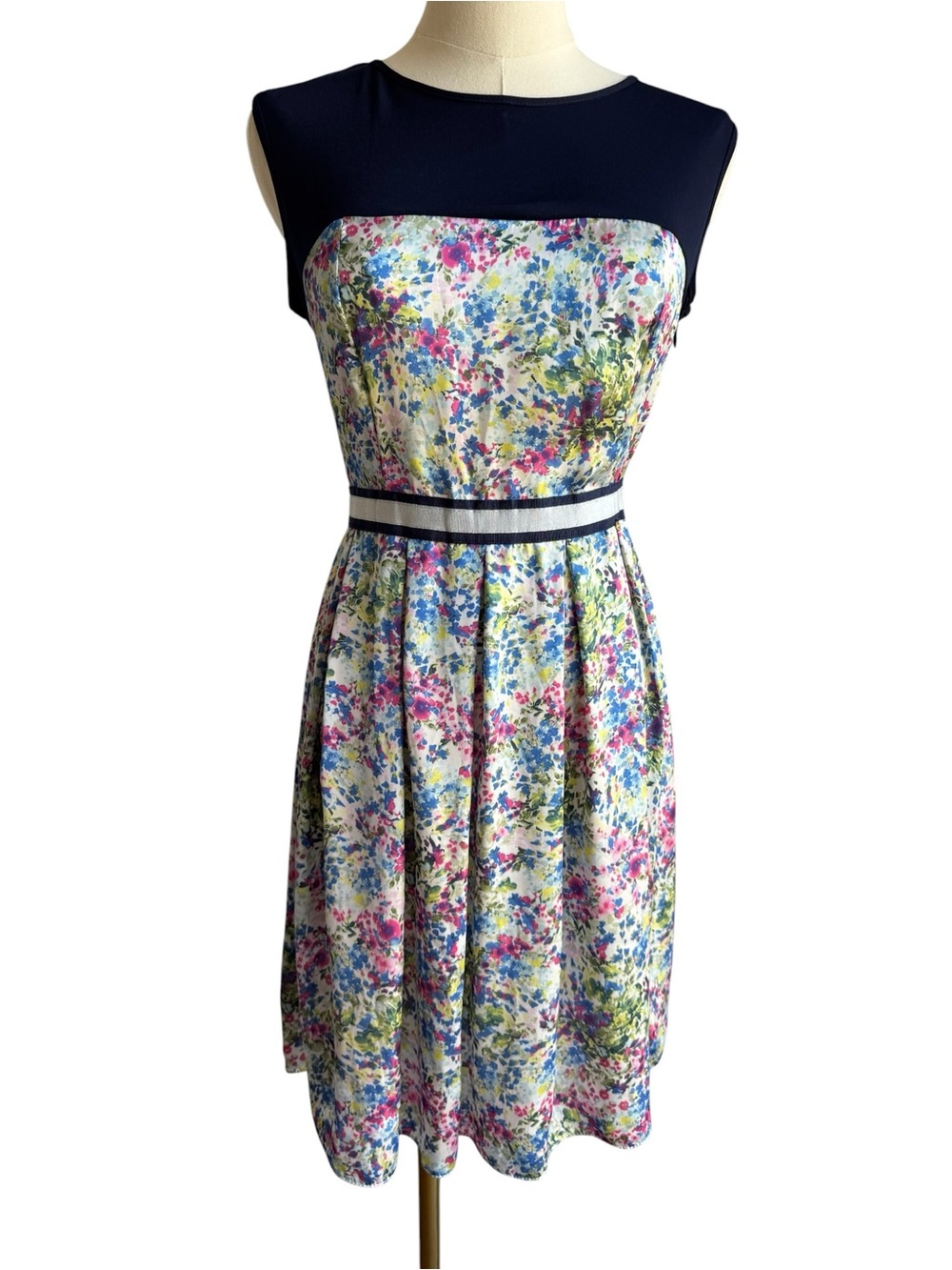 Guess Floral Sundress Sz S Navy Multicolour Cocktail Party Dress Made in Italy